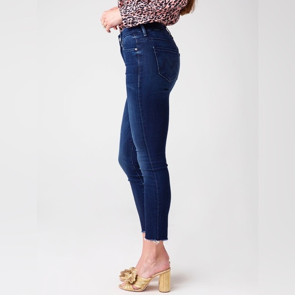 New! MOTHER High Waisted Ankle Fray Jeans in Enchanted 👖size 29 - Picture 4 of 14